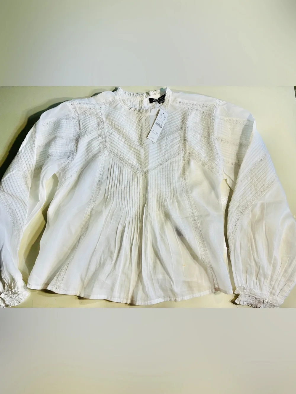 J.Crew White.Women’s Lace-trim pintuck top in 100% organic cotton voile.XS.NWT.